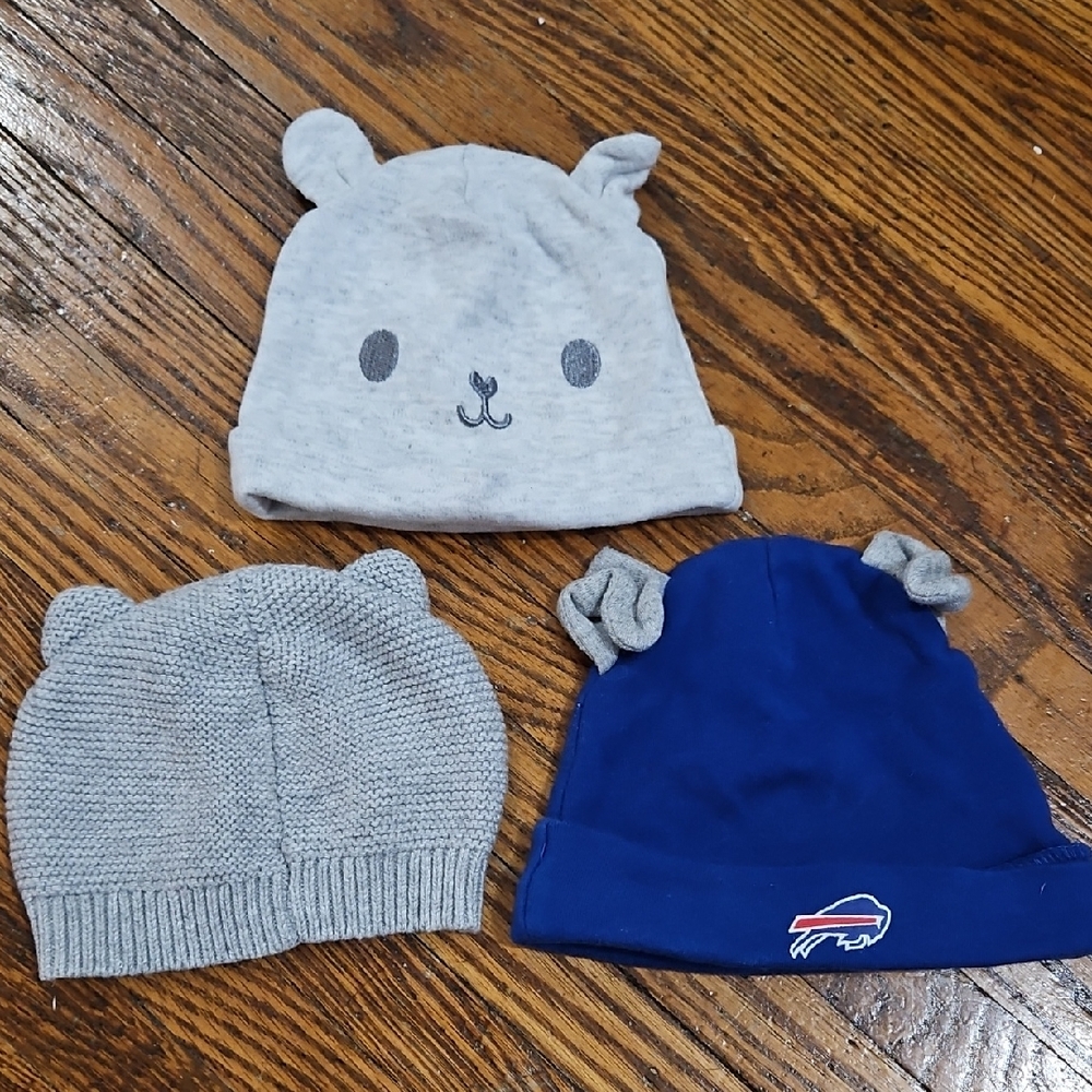 Buffalo Bills Newborn Hat Set